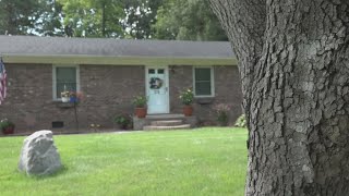 Randleman woman frustrated with faulty home security system  2 Wants to Know [upl. by Malvino160]