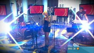 Little Boots  Remedy LIVE [upl. by Latisha]