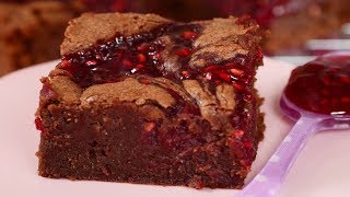 Raspberry Brownies Recipe Demonstration  Joyofbakingcom [upl. by Hakeem]