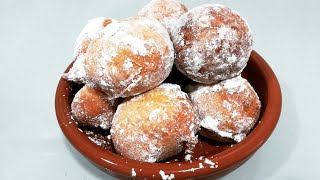 Gogosi cu lingura in 10 minute  Bollos en 10 minutos  10 minutos donuts recipe [upl. by Eel98]