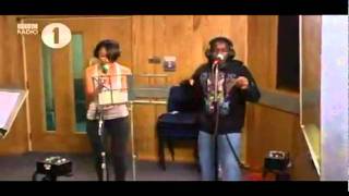 Amelle Berrabah amp Tinchy Stryder  Never Leave You Radio 1´s Live Lounge 2007 [upl. by Joachim]