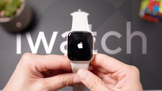 Apple iwatch SE Review affordable and all you need features in this iwatch [upl. by Kreegar]