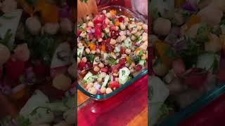 Ensalada de Garbanzos Fresca Rica y Nutritiva shorts [upl. by Melliw560]