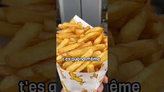 Une vraie friterie belge à Paris 🍟 3 Rue Mouffetard Paris 5 [upl. by Esinet]