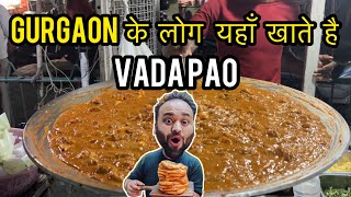 Gurgaon के लोग यहाँ खाते है Vada Pav  Huda Market Sector 4  Gurgaon [upl. by Ahtanoj]