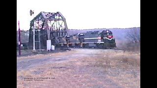 GP38s work their guts out on the grade and curvature to the Monongahela River bridge MGA 1989 [upl. by Rowney]