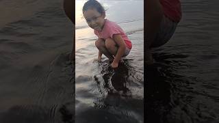 Sagar Kinare 🌊 Kelwa Beach  Janvi Rawat shorts ytshorts samundar kelwa sagarkinare sea [upl. by Nnahaid]