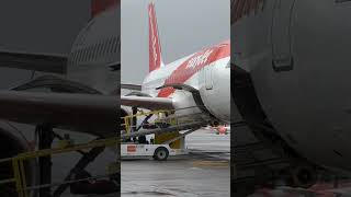 video INEDITI dietro le quinte degli AEROPORTI 😱 [upl. by Nylidnarb]