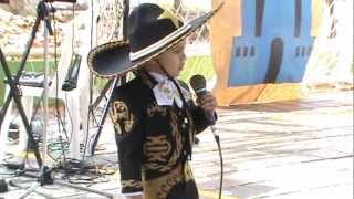 NIÑO DE TRES AÑOS CANTANDO RANCHERAS [upl. by Laroc]