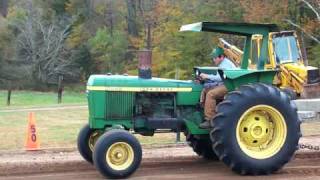 John Deere 2640 pull [upl. by Austina]