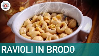 Ravioli in Brodo Fatti in Casa in 5 Step [upl. by Prisca]