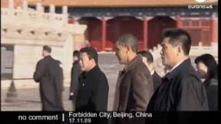 Obama tours Forbidden City [upl. by Angelika294]