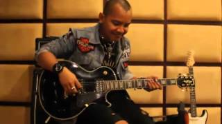 Guitar Rig Cella Kotak [upl. by Calesta373]