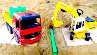 La excavadora ayuda al camión con la repación Coches para niños [upl. by Wahkuna]