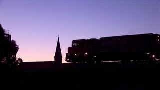 Australian Trains PN Goods departing Bendigo Wed 091006 [upl. by Aristotle]