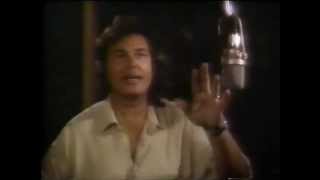 Engelbert Humperdinck and Bebu Silvetti having fun recording Smoke Gets In Your Eyes [upl. by Euell]