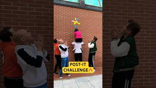 POSTIT CHALLENGE CON I NOSTRI AMICI💛  Video Divertenti🇮🇹  iPantellas [upl. by Ymma]