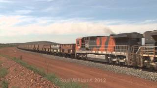 BHP empties through Cowra  Australian trains and railroads [upl. by Findlay548]