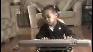 Nia singing Alicia Keys quotFallinquotUnplugged live version age 4 [upl. by Clywd]