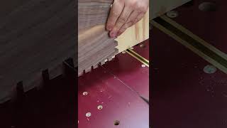 Wood hinges and finger joints screamingdonkey satisfying woodwork [upl. by Erde]