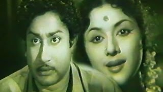 Naan Vanangum Dheivam 1963blockbuster Old Tamil Movie StarringSivaji GanesanPadmini [upl. by Onia82]