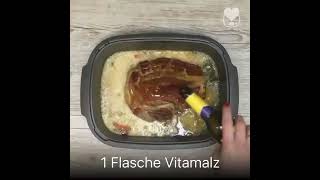 Krustenbraten mit Rotkohl [upl. by Ronel]