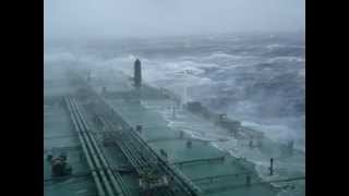 Large super tanker ship in huge storm in Atlantic Oceanmpg [upl. by Quackenbush]