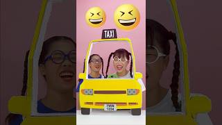 🚖나는야 행복😍 택시 운전 기사 funny twinroozi shorts [upl. by Harry872]