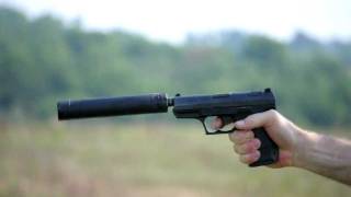 Shooting the Walther P99 with the AAC TiRANT 9mm silencer [upl. by Avraham]