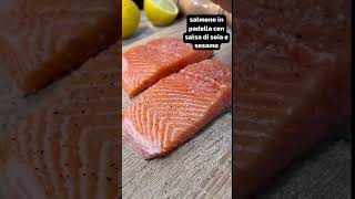 salmone in padella con salsa di soia e sesamo [upl. by Collar375]