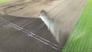 boeren al weer druk met beregenen hier in wagenborgen Oost Groningen farmers [upl. by Bbor319]