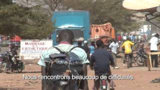 Etre vendeur ambulant à Ouagadougou [upl. by Dayir]