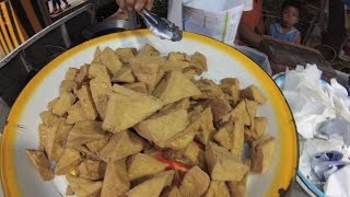 Indonesia Jakarta Street Food 1093 Cirebon Seafood Seasoning Tofu Tahu Petis Cirebon 5972 [upl. by Rolyat356]