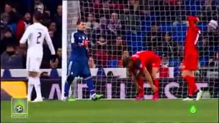 Las Broncas de Iker Casillas a sus compañeros ante el Sevilla Real Madrid vs Sevilla [upl. by Htidirem]