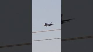 Qantas Airways Approaching The Airport planespotting qantas planespotter airplane planelanding [upl. by Borek178]