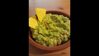 Guacamole maison simplissime [upl. by Mendelson]