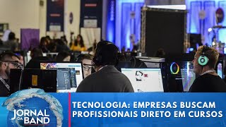 Tecnologia empresas buscam profissionais direto em cursos [upl. by Ayaros]