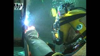 Wet underwater manual metal arc MMA welding [upl. by Titania]