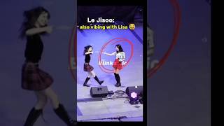 This Lisa and Jisoos cute interaction😭  apt aptrose shorts viral [upl. by Erica]