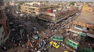 Mali un rassemblement à Kidal pour la cohésion sociale de la région [upl. by Ennayllek431]