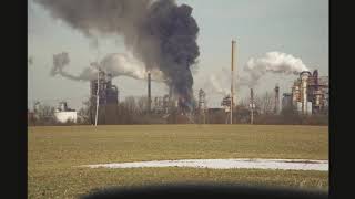 Delaware city refinery fire [upl. by Nivalc]