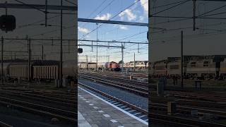 6400 Met Zeldzame gekoppelde trein  DutchRail  train trainspotting treinleven railfan [upl. by Rosalynd]