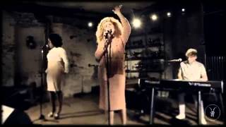 Paloma Faith Picking up The Pieces AllSaints Basement Sessions [upl. by Tat]