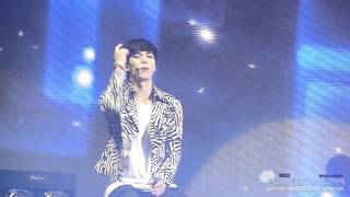 FANCAM 121013 VIXX 빅스  KCON  아픈데 좋아 UUUUU live [upl. by Fonville]