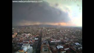 Tornado en Mexico 2012 Entre dos y tres tornados en el distrito federal México 1 de Junio 2012 HD [upl. by Berkie]