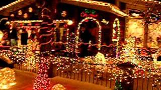 Edmonton Xmas lights 97 str 144 ave  Різдво [upl. by Elsey488]