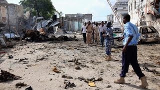 Mogadiscio sotto attacco degli integralisti 34 vittime civili [upl. by Vyse]