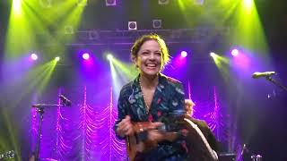 Natalia Lafourcade  Quererme como a mi me gusta LIVE Londres 2018 [upl. by Glynias]