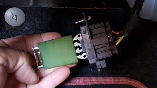 Corsa d fan blower resistor pack location repair and replacement [upl. by Eltsyrhc]