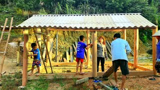 Workers complete the wooden frame of the house  building the farm DANG THI DU [upl. by Ttirrem]